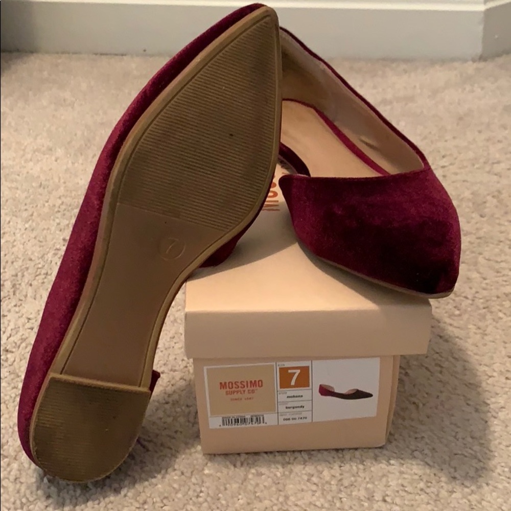 Mossimo flats